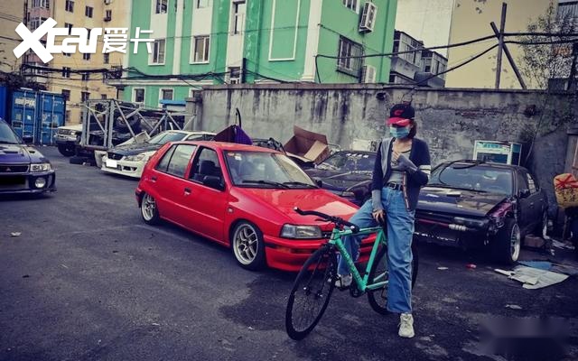 最早国产的JDM车型之一，这辆夏利曾经红遍大江南北