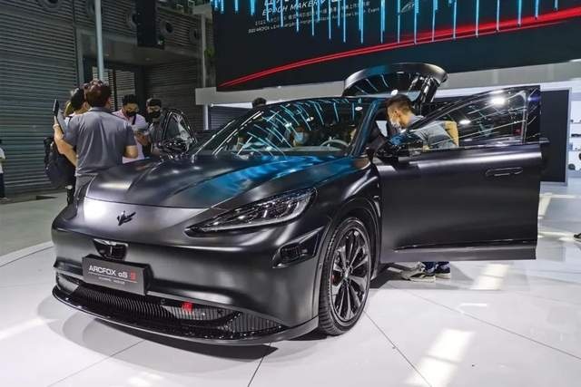买纯电中大型车？汉EV、零跑C01等很合适