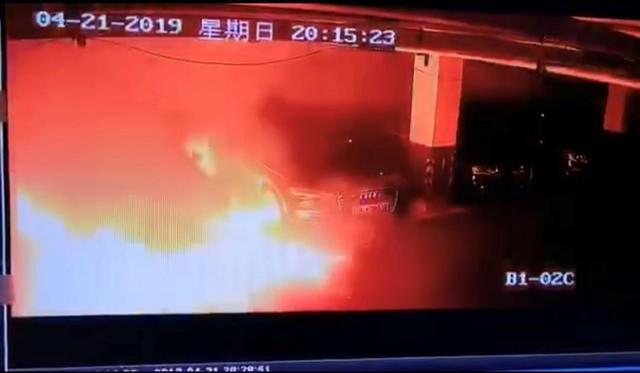 又一无故自燃事件发生，特斯拉自燃全面解析，你还敢买吗？