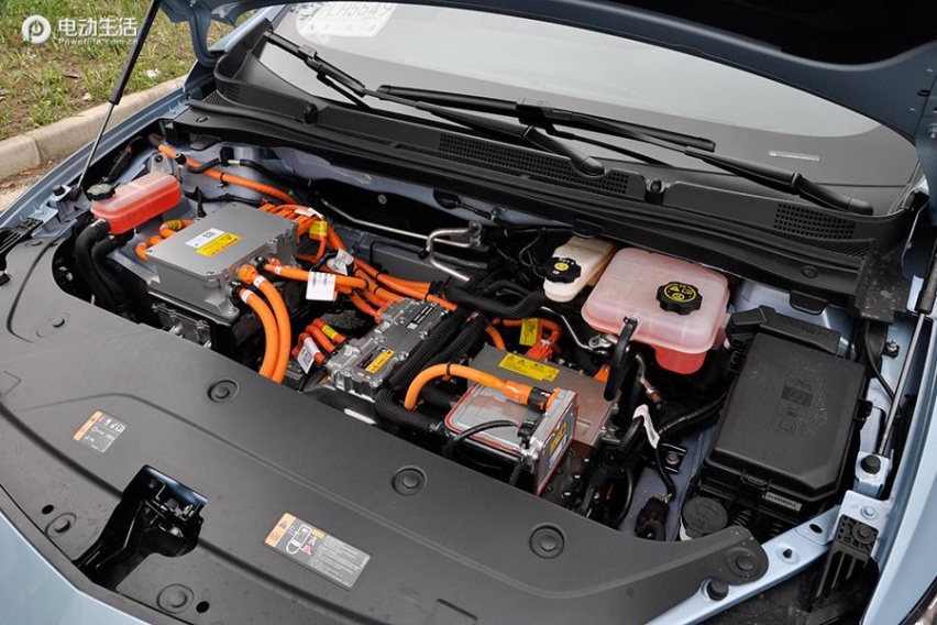 新微蓝6纯电车型综合产品力升级 高品质出行新宠！