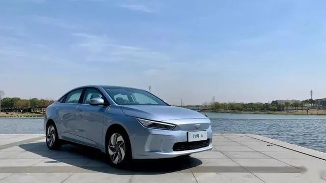 新基建解决用车痛点？20万内热门纯电动车还得看这几款！