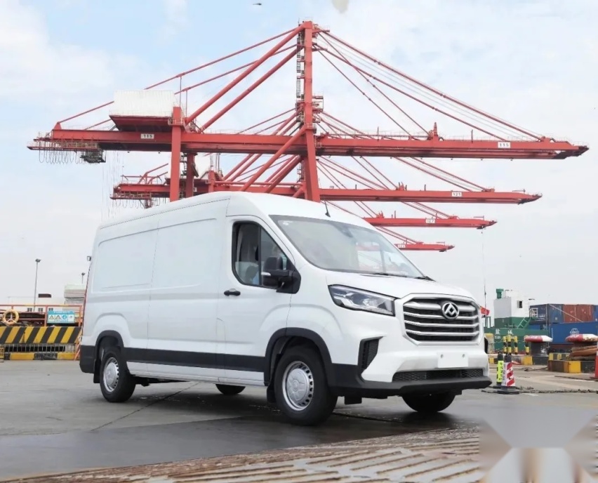 豪华智能纯电MPV MIFA 9 全球同步上市，续航里程520km