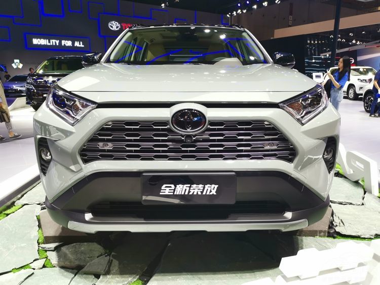 全新RAV4亮相上海车展
