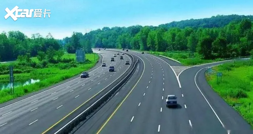 高速开车，这5件危害很大事一定不能做！