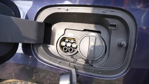 全家踏青还在选SUV？智能插混MPV瑞风RF8来了，开的放心坐的舒心