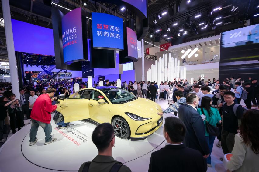 智己L6车型版本揭晓，全系搭载“智能生态驾舱系统”IMOS 3.0