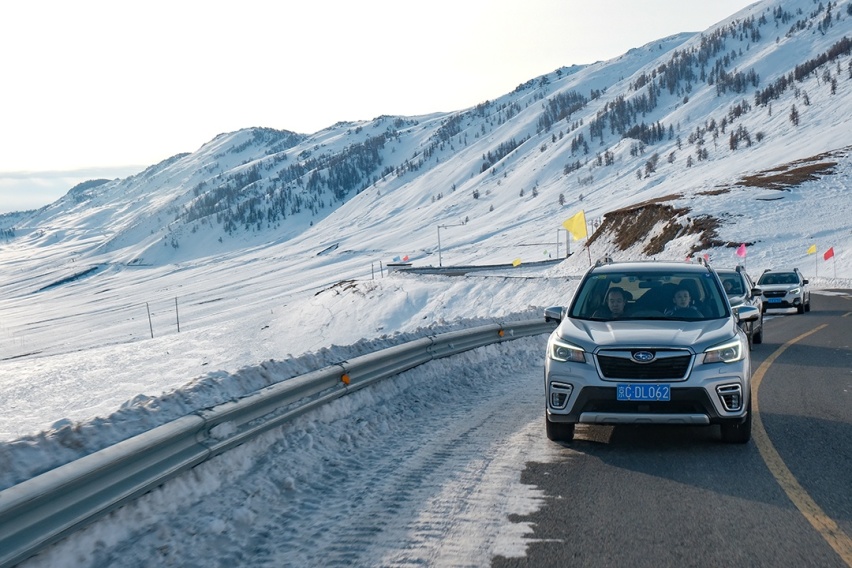 -15℃的冰天雪地，开什么SUV最稳最安全？