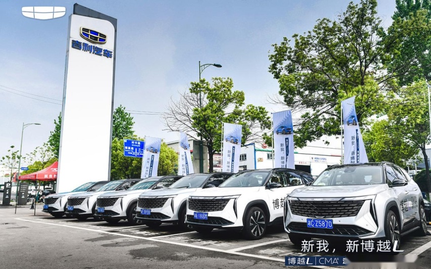 2.0T动力傍身+全套主动安全系统，你很难相信，这车只卖15万