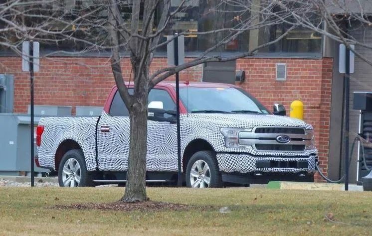 福特全新F-150 Raptor猛禽首秀，1点失望3个期待