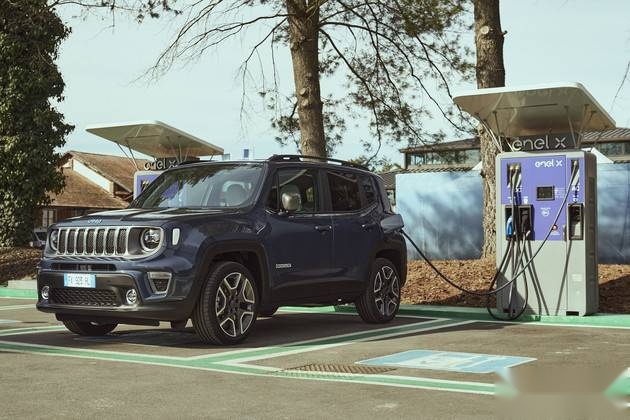 纯电续航50km Jeep自由侠/指南者插混车型于20日发布