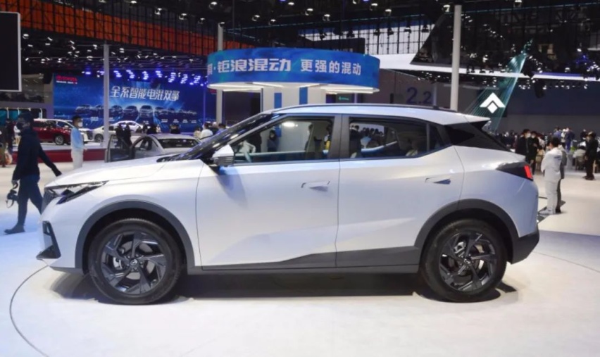 传祺“影”系列再出新车，预售价8.8万元起