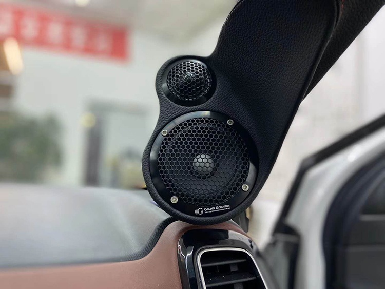 雪铁龙天逸汽车音响改装黄金声学，乌市慧声汽车音响改装作业