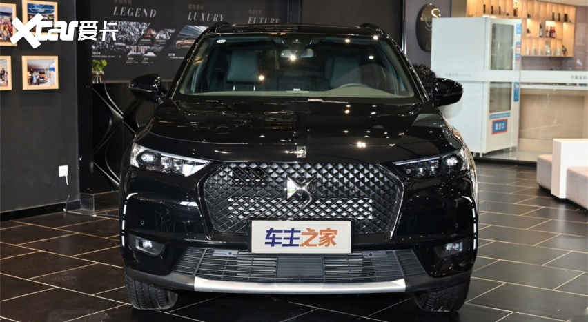 全车增加特殊标识 DS 7卢浮典藏版你爱了吗？