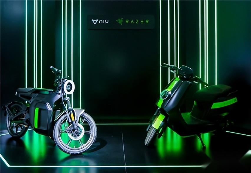 独立主见创造新物种 小牛电动发布跨骑电自SQi及全新UQi+