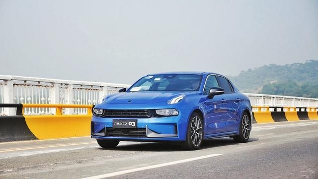 90后买个代步车，思域、菲斯塔、领克03怎么选？考虑偶尔跑街