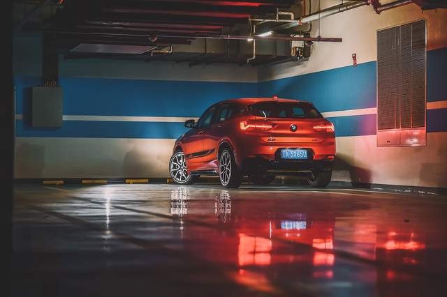 双倍个性，试驾新款BMW X2耀夜版