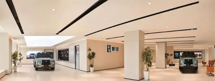 每天车闻：仰望首家直营门店开业