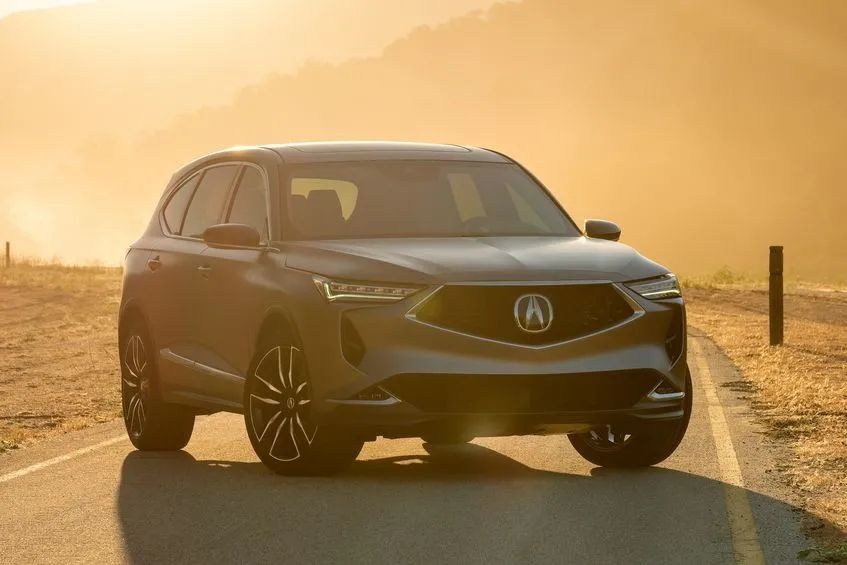 这台最新的豪华旗舰SUV，能叫板BBA吗？