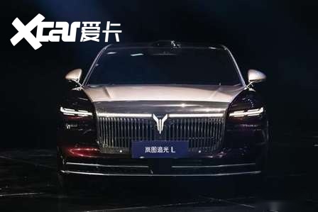 岚海智能超混+满血版华为乾崑智驾 岚图泰山全球首秀