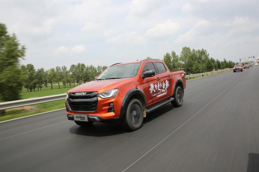 试驾江西五十铃D-MAX V-CROSS 靠实力说话