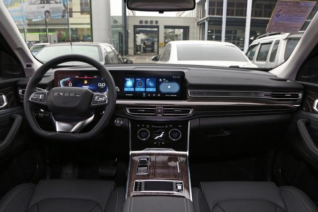 长安UNI-K、星途揽月领衔，上半年国产SUV，更看好谁？