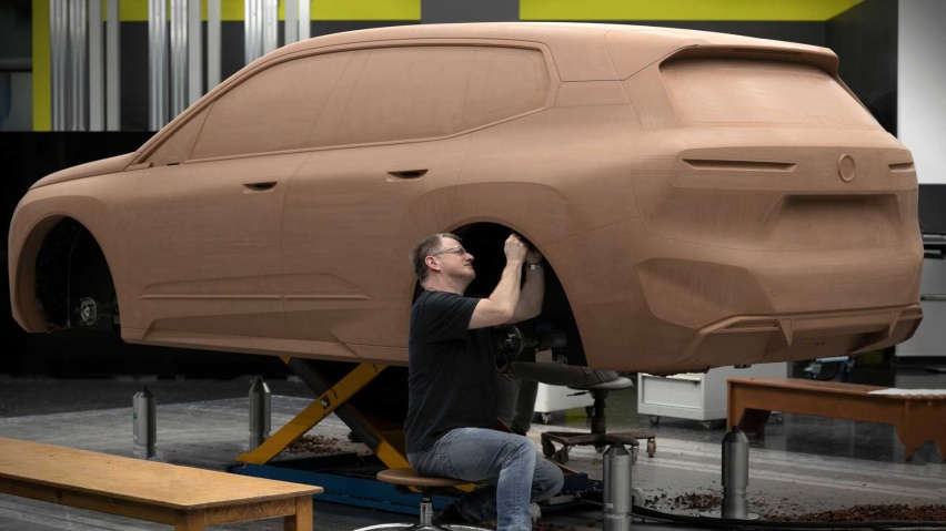 致力于绿色环保！BMW iX的生产将采用可再生材料