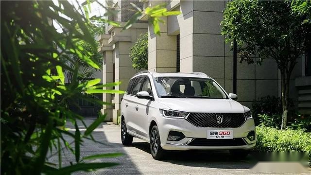 六座国民家轿，宝骏360 CVT版，这才是8万内最值得买的MPV