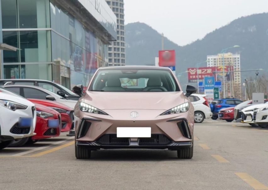 MG推出高颜值MULAN版本车型，跟影豹UNI-V一决胜负
