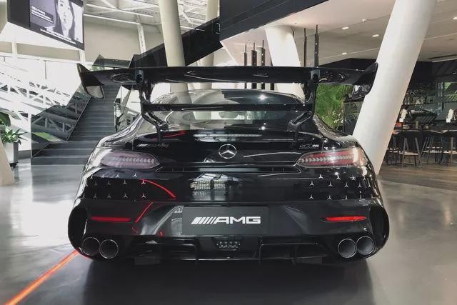 奔驰最强性能车上市！AMG GT Black Series售368.8