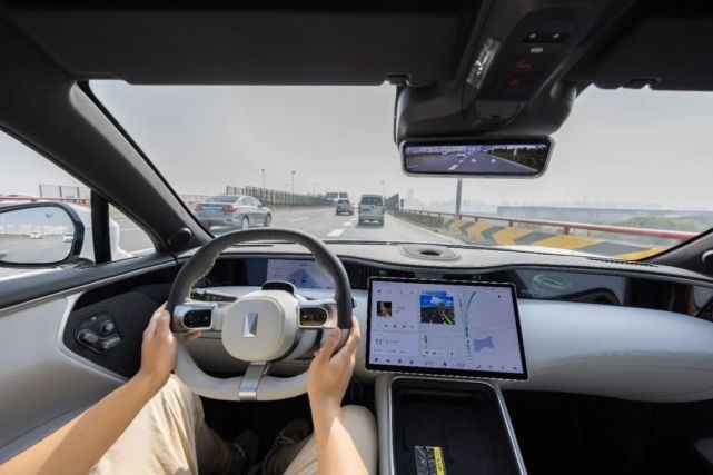 2023洗牌加速，变局之下新能源车市谁能笑到最后