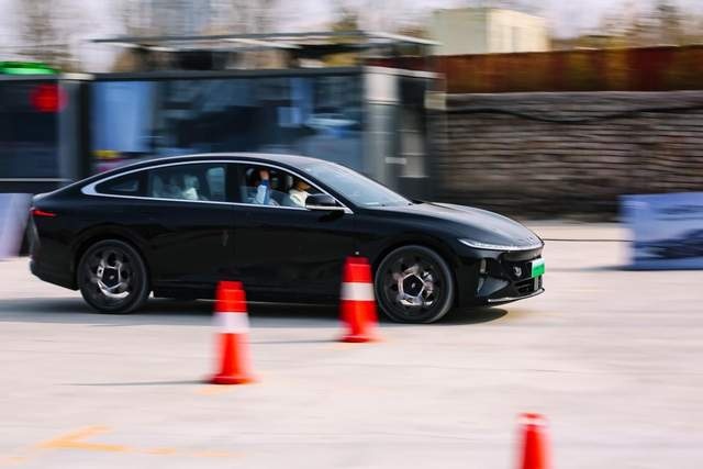 破局了！长安启源A07真香版13.59万起，重新定义纯电中型车性价比