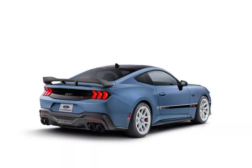 全新 2024 福特野马 GT 强化版 登场 ，超跑都要小心咯 ！