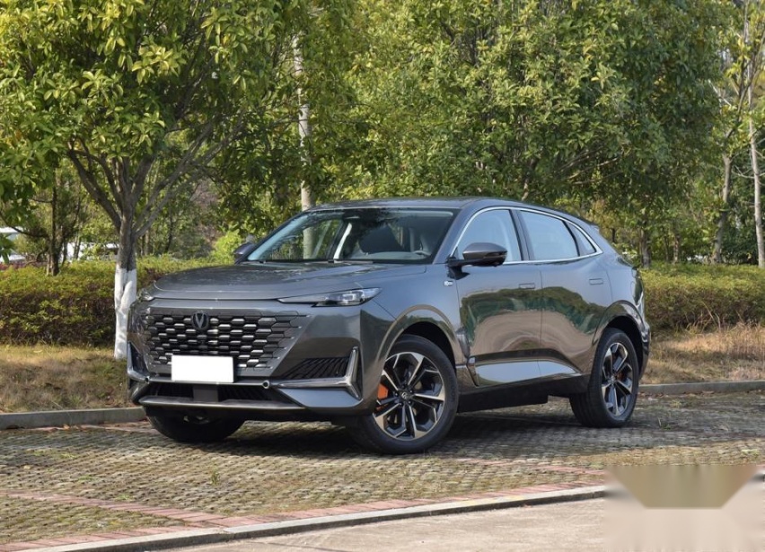20万以内性价比很高的SUV，长安UNI-K智电iDD还有啥亮点？