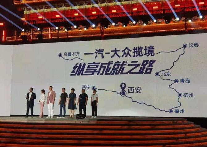 新知达人, 5.1米车长+6/7座 揽境上市 苦等汉兰达的粉丝会变心吗？
