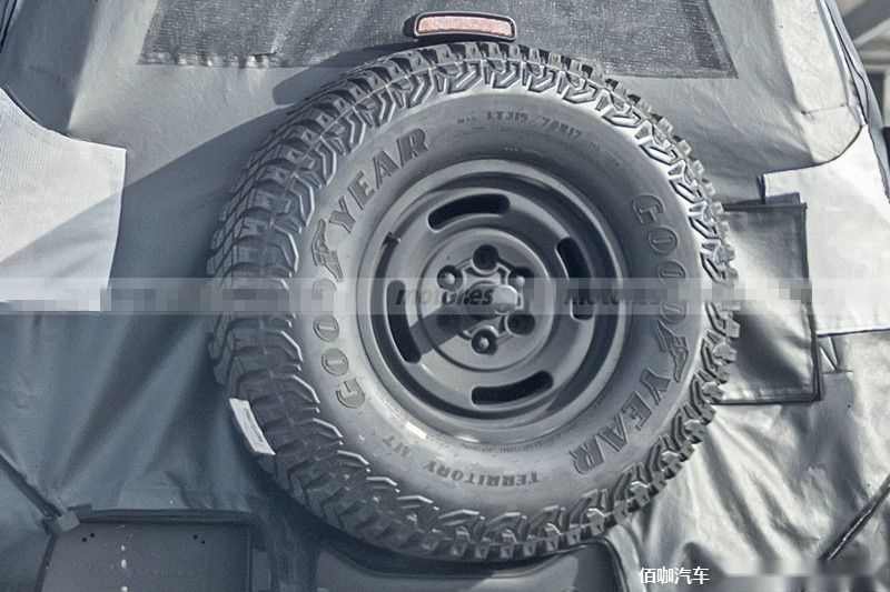 ford-bronco-heritage-edition-2022-prototipo-fotos-espia-202175045-1612436448_5.jpg