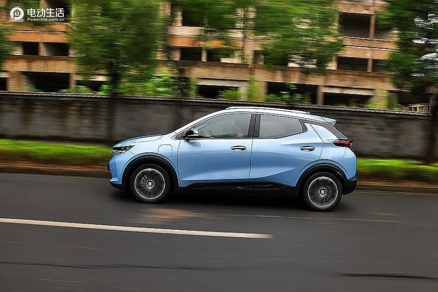 试驾别克微蓝7纯电SUV 高品质/高配置惊喜不断