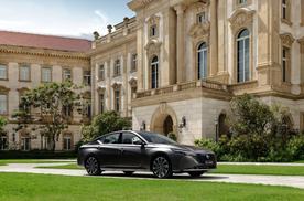 天籁装上鸿蒙座舱，燃油车也能这么聪明？