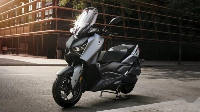 新车|2023雅马哈 XMAX 300舒适与操控结合,售价49800元