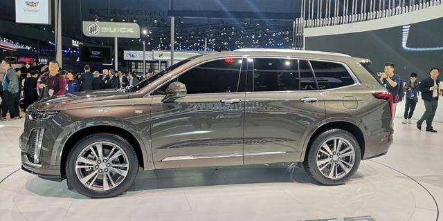 凯迪拉克XT6亮相，2.0T+9AT配主动变缸技术 你还看宝马X5？