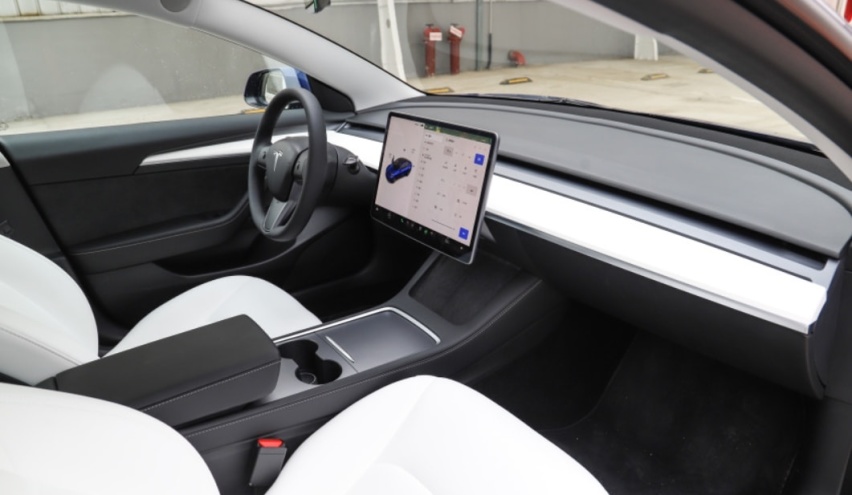 27万预算，选择大众ID.4CORZZ还是选择Model3？