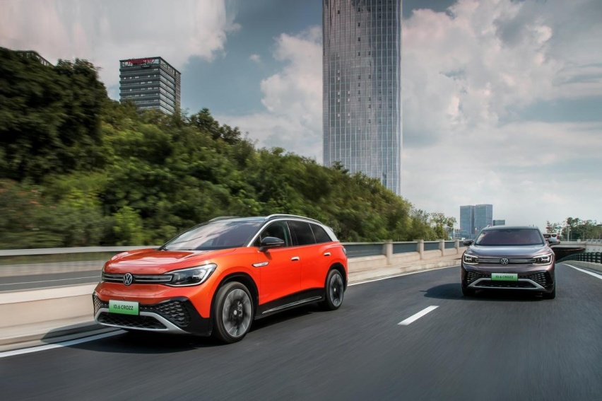 一汽-大众ID.6 CROZZ与特斯拉Model Y 谁更适合咱们