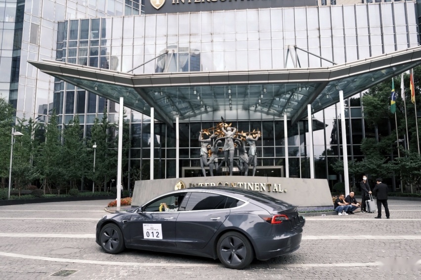 Model 3车主有多会玩？抢鲜体验特斯拉上海最新超充站