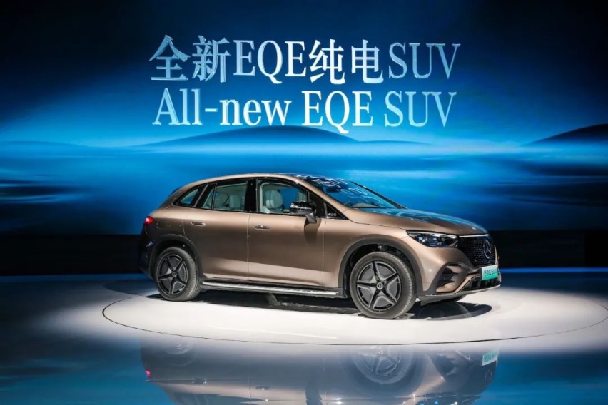 奔驰EQE 、凯迪拉克锐歌、沃尔沃EX90等豪华纯电SUV，谁更值得选