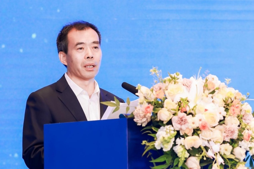 大咖云集黄浦江畔，共同开启汽车“新航海时代”2671.png