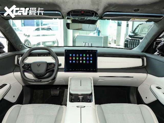 充电速度全球第一，比燃油车还省心，岚图知音售17.99万起