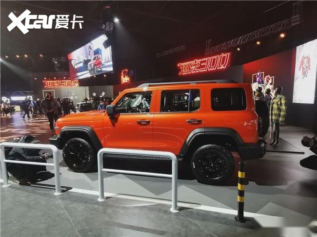 还要啥路虎卫士、奔驰大G 17.58万起售的坦克300不香吗