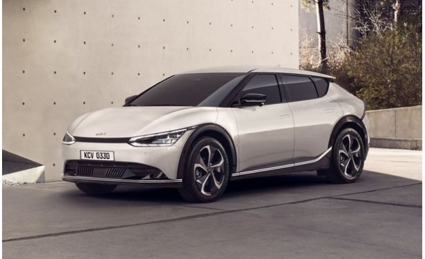起亚旗下首款纯电动车型EV6官图曝光，将于3月底全球首发
