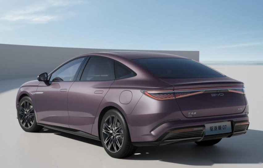 合资B级车，危！驱逐舰07搭载DM-i 纯电续航200公里