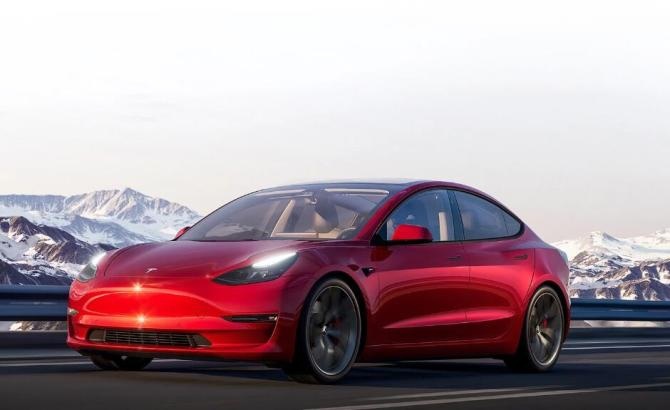 特斯拉Model 3.jpg