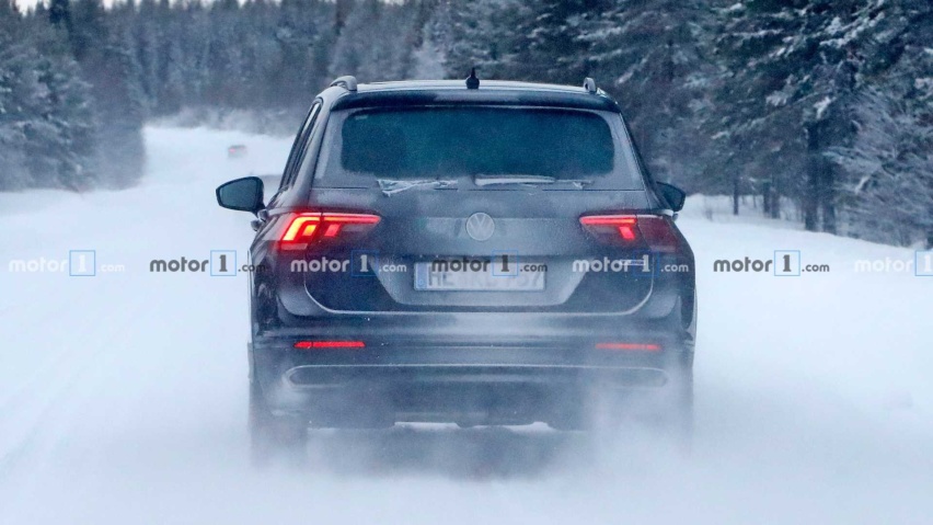 大众途观中期改款，大灯源自高尔夫8，Tiguan R明年亮相